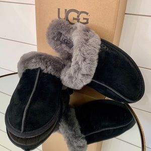 UGG Scuffette II Black Slippers